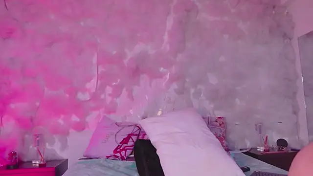 emmajohnss' Live XXX Chat