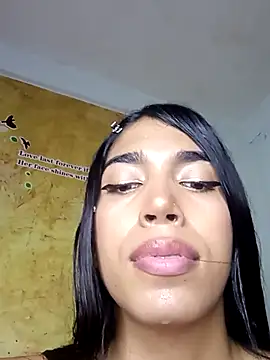 Show modela AmbarFoxx_ na web-kameri