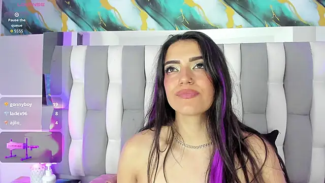 IsaDiiaz Adlı Modelin Canlı XXX Sohbeti