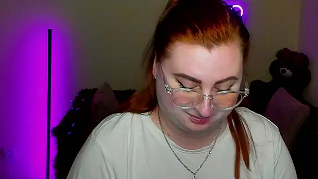 Alicia_love00 Adlı Modelin Canlı XXX Sohbeti