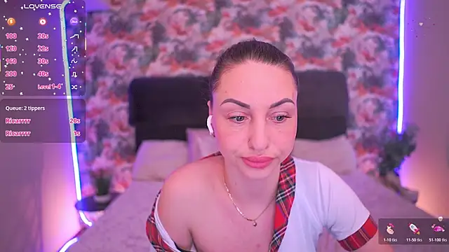 KristiiMax Chat XXX in diretta