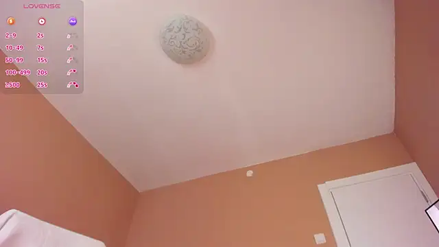 KaylaLaine 现场XXX聊天