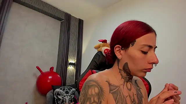 Chat +18 de selene_red_ ao vivo