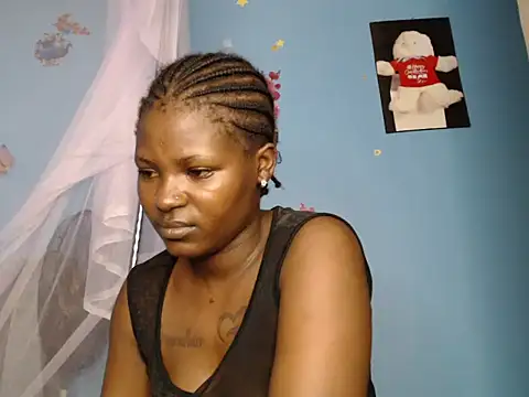 TrishaKalid: απευθείας συνομιλία ΧΧΧ