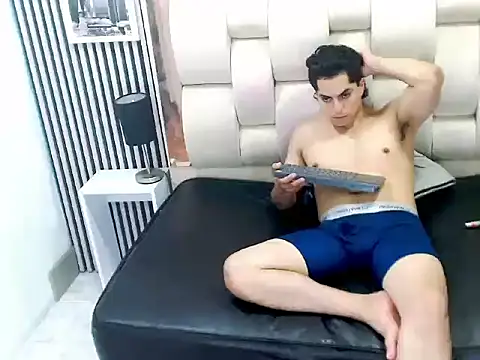 Chat +18 de Alex_Wolft ao vivo