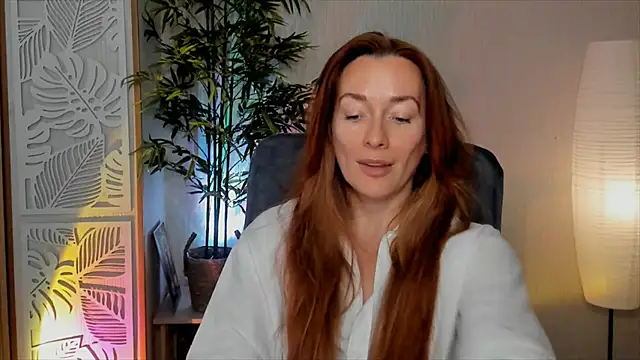 RebeccaMartinezのライブXXXチャット