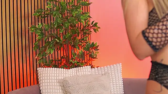 Avril_Cyrus – Live XXX-chat