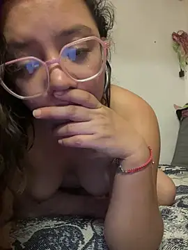 Vivi_Kvsh Obrolan Langsung XXX