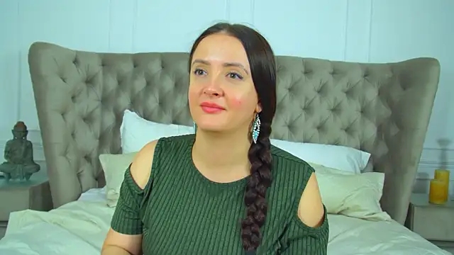 Chat XXX en directo de ElinaBellucci