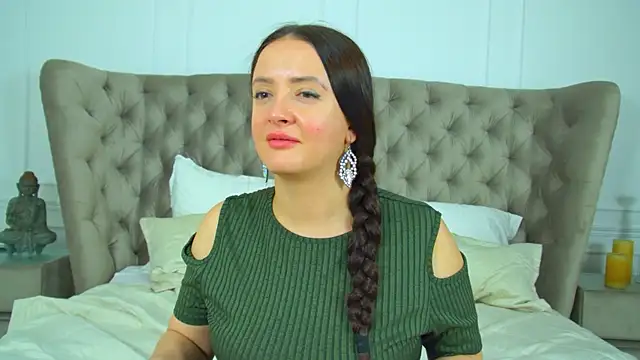 ElinaBelluccin Live XXX chat