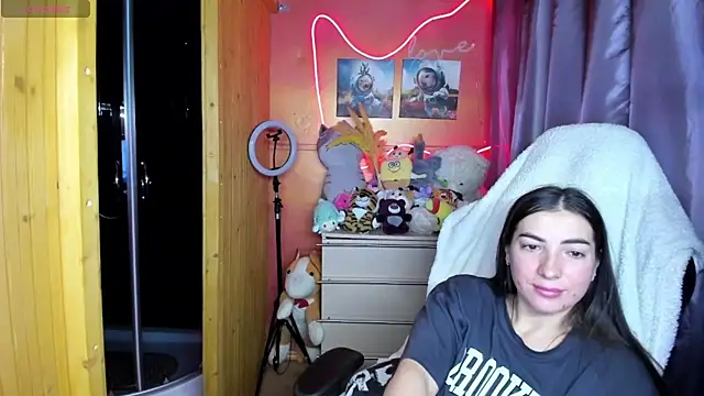 Fiery_Brunette_ Obrolan Langsung XXX