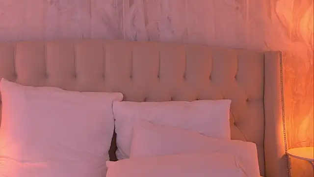 AshleyEvance Adlı Modelin Canlı XXX Sohbeti