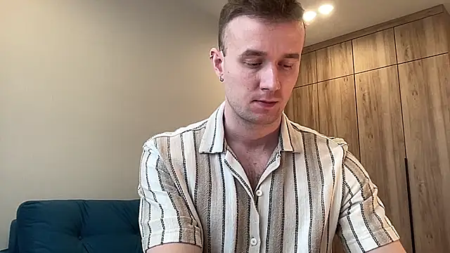 Pokazy przed kamerką – cute_mark