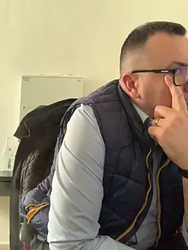 Mike8523 网络视讯表演