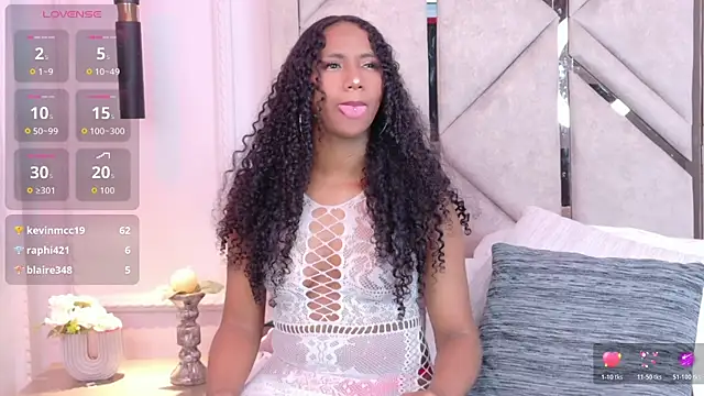 Chloe-Rose- Chat XXX live