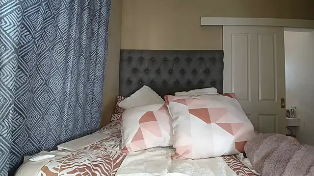 nanababe1 现场XXX聊天