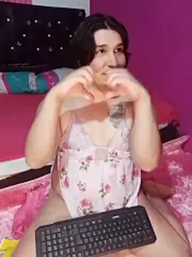 Webkamerová show Kaissydoll