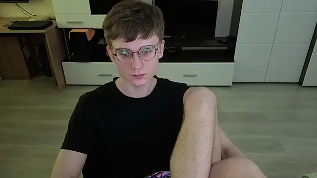 angryzan 现场XXX聊天