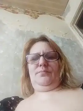 Chat +18 de Forest-Lady ao vivo