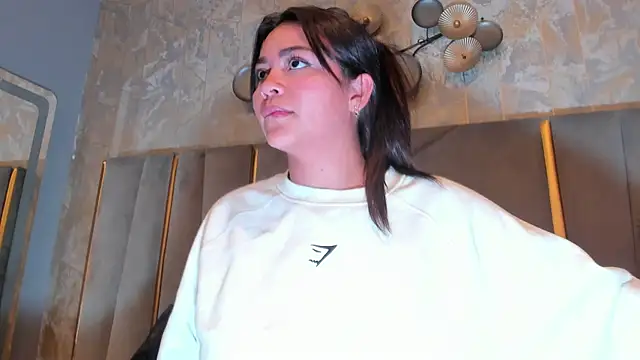 KimDevinne 现场XXX聊天