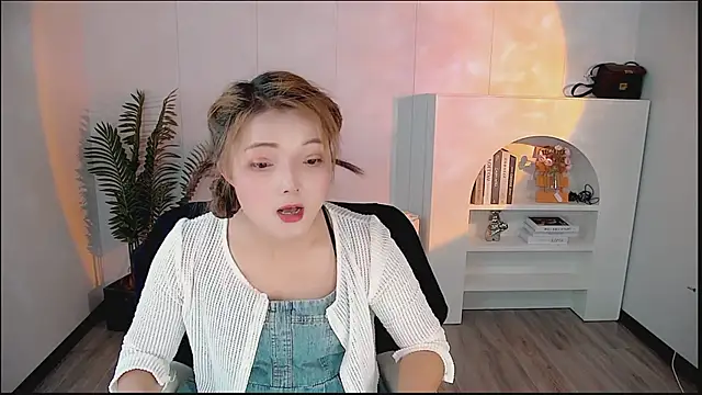 XXX chat uživo modela wanqing-5288