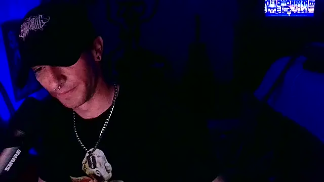 LEVIATHANX666: вебкам-шоу