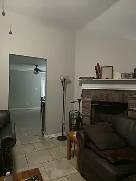 Fathero1time élő XXX-chatje