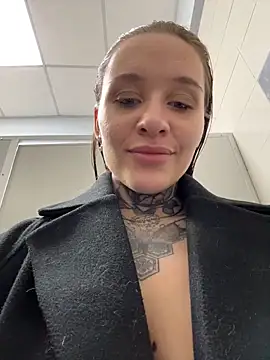 KishaMur's Live XXX Chat