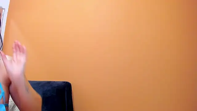 b3cky_'s Live XXX Chat