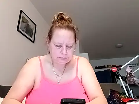 Jahudka47 Adlı Modelin Canlı XXX Sohbeti