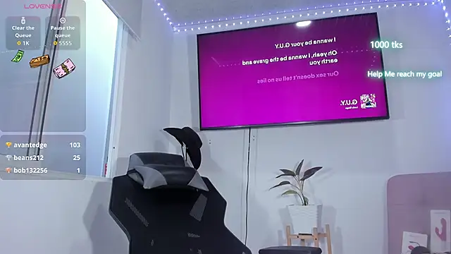 emily_palmeer live XXX chat