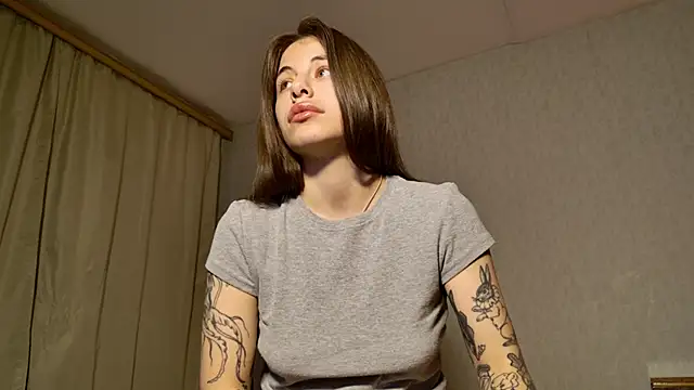 Živý XXX chat MadeInParadise