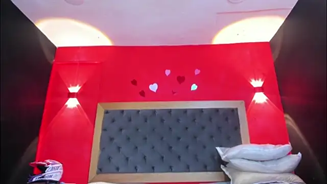 Онлайн чат XXX YayaHilton