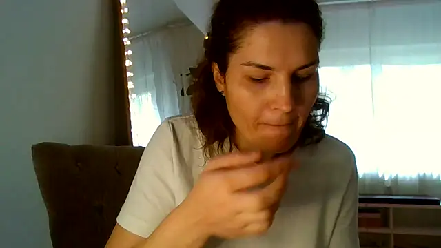 Ms-Lust1- live XXX chat