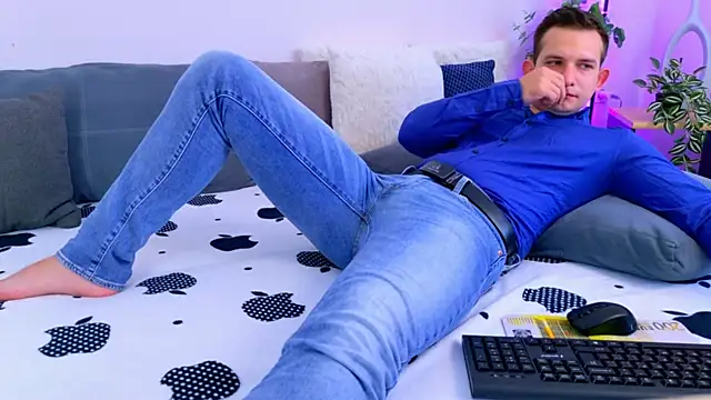 Онлайн чат XXX Jimmy_Doss