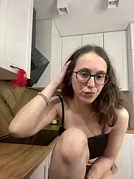 XXX chat uživo modela MartiniiSelenna