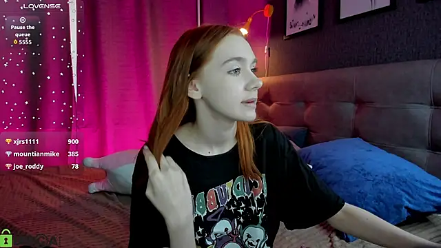 Czat XXX na żywo – Lesi_Moonie01