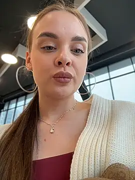 KristiRichのライブXXXチャット