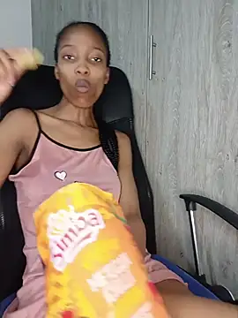 Chat +18 de MsParisSmith ao vivo