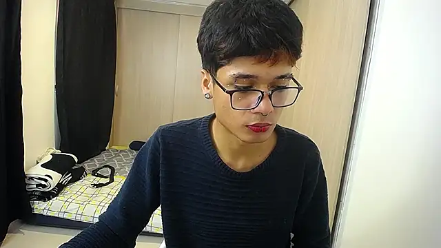 ronald_maximo19: διαδικτυακό σόου στην κάμερα