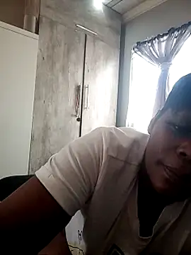 Chat +18 de SQUITBOOTY ao vivo