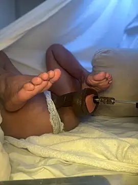 ROUSSH 现场XXX聊天