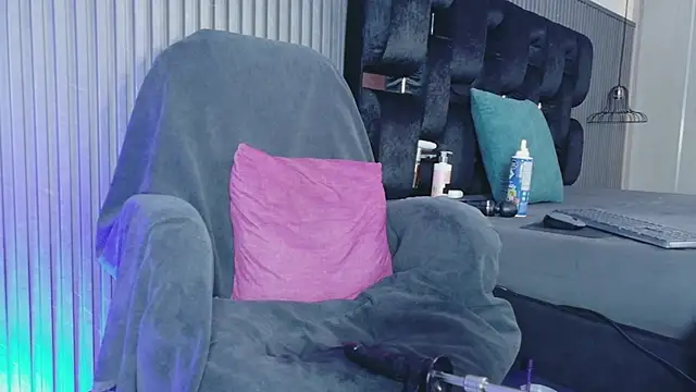 Sembang XXX Secara Langsung levana1