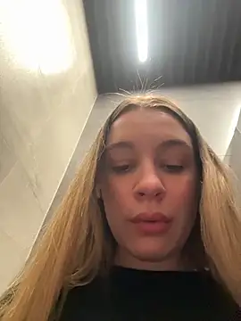 Show de SashaCatt na webcam