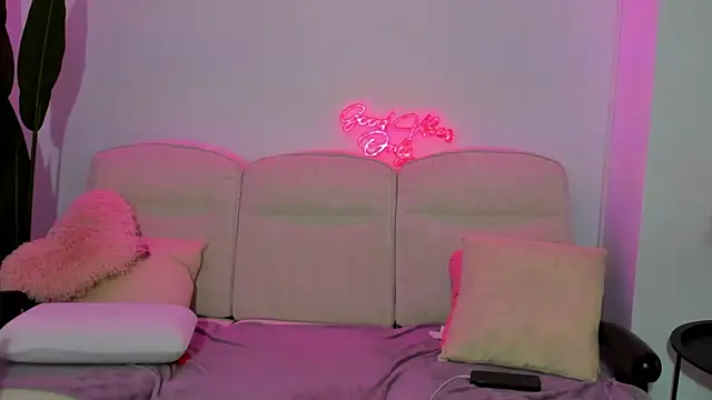 Cassy-Foxy: вебкам-шоу