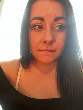 DaisyStreetのライブXXXチャット