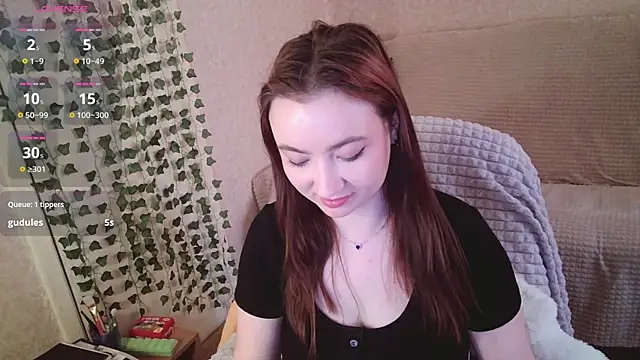 Micky_Wood 即時 XXX 聊天