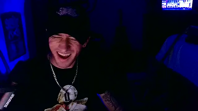 LEVIATHANX666 Show in webcam