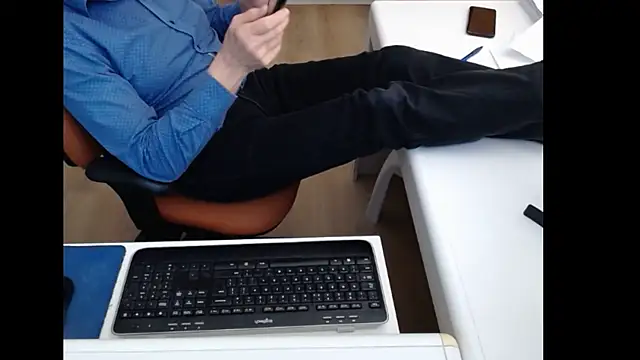 dutchpornkingのライブXXXチャット