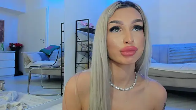 عرض كام ArianaXO_